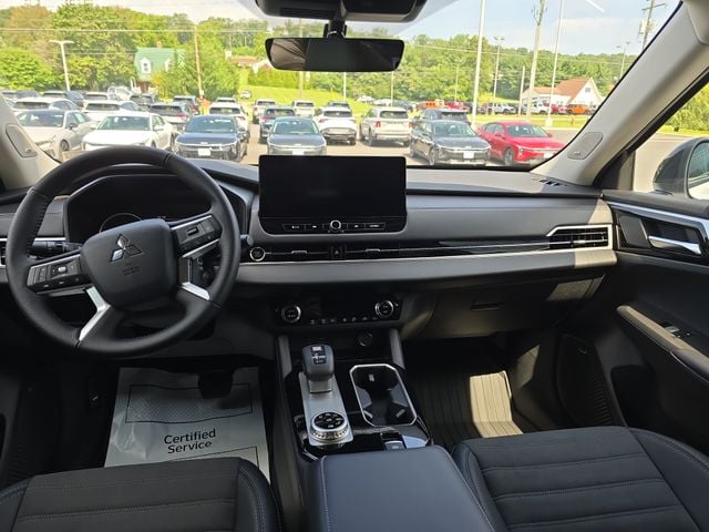 Pre-Owned 2025 Mitsubishi Outlander Trail Edition - photo - 10