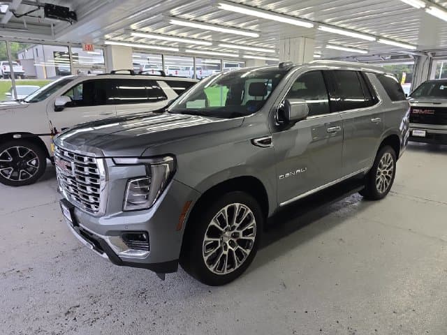 Pre-Owned 2025 GMC Yukon Denali - photo - 1