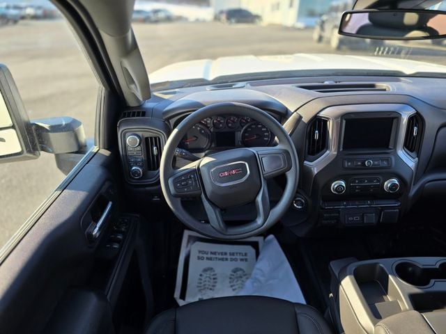 New 2026 GMC Sierra 3500HD Pro - photo - 11