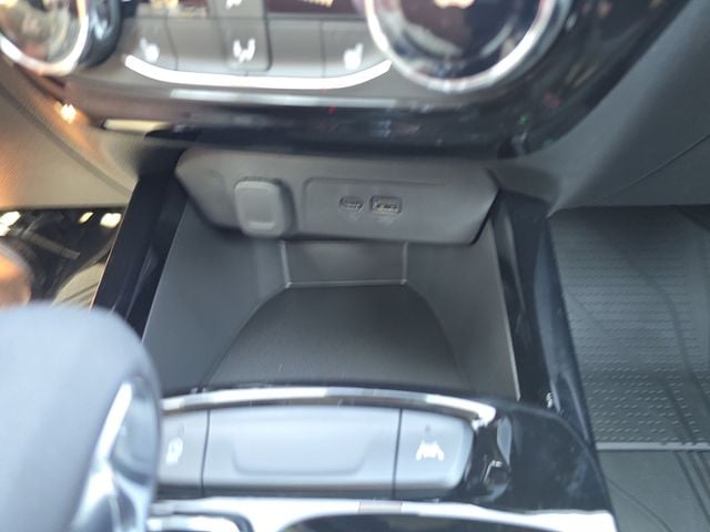 New 2026 Chevrolet Trax ACTIV - photo - 20