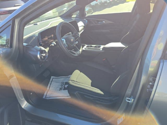 New 2026 Chevrolet Equinox EV LT - photo - 12