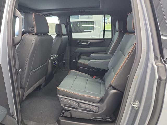New 2026 GMC Yukon XL AT4 - photo - 10