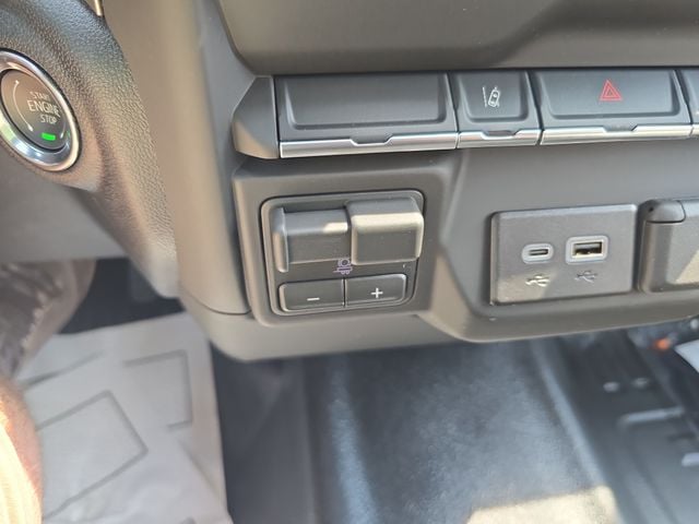 New 2026 GMC Sierra 3500HD Pro - photo - 16