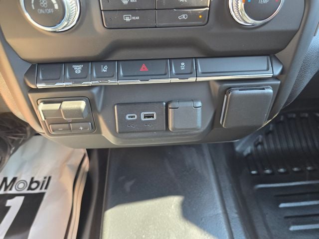New 2026 GMC Sierra 3500HD Pro - photo - 18