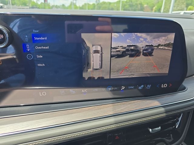 New 2026 Chevrolet Suburban Premier - photo - 15