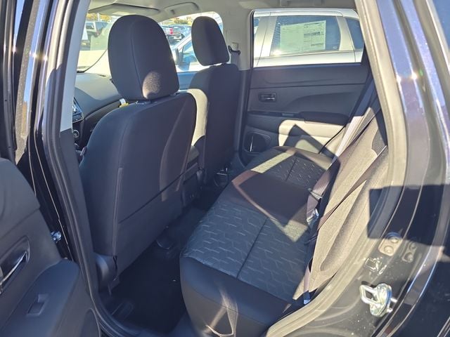 New 2025 Mitsubishi Outlander Sport 2.0 LE - photo - 9