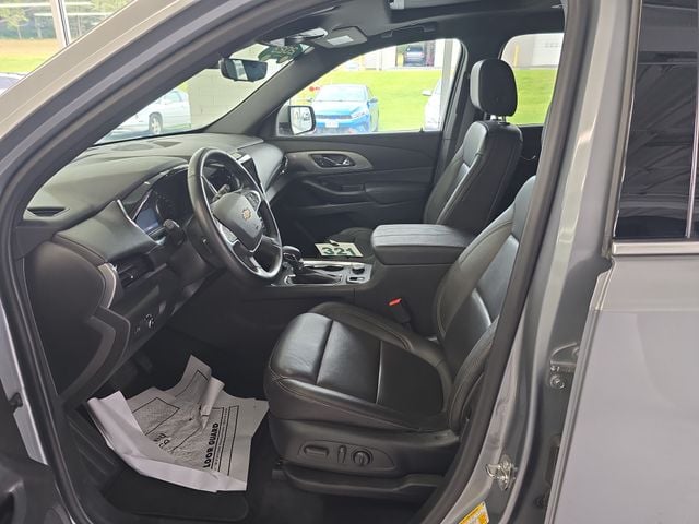 Pre-Owned 2023 Chevrolet Traverse LT Leather - photo - 14