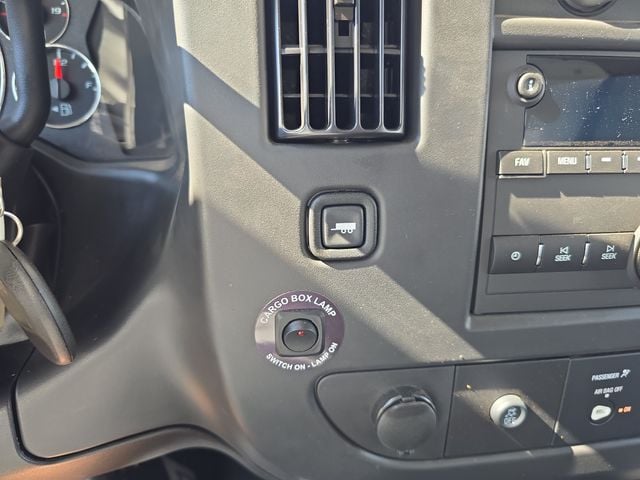 New 2025 GMC Savana 3500 Work Van - photo - 16