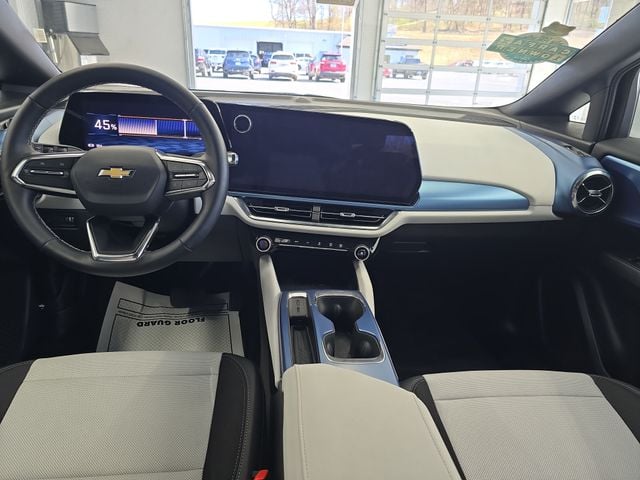 Pre-Owned 2025 Chevrolet Equinox EV LT - photo - 10
