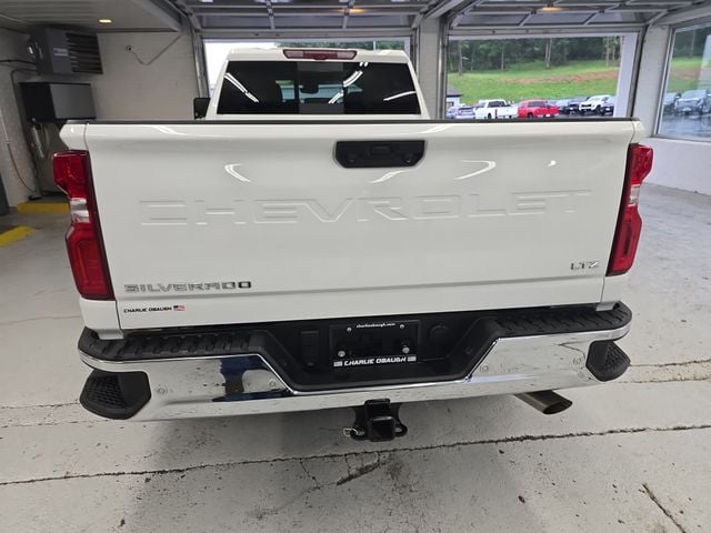 Pre-Owned 2024 Chevrolet Silverado 2500HD LTZ - photo - 3