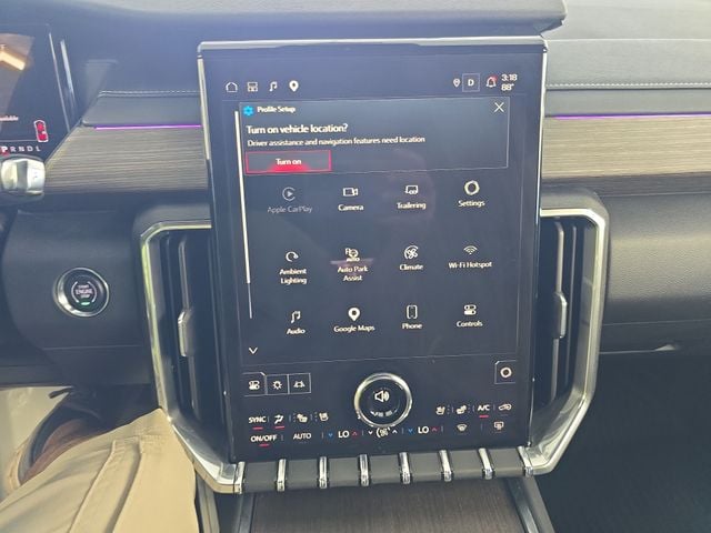 Pre-Owned 2026 GMC Acadia Denali - photo - 15