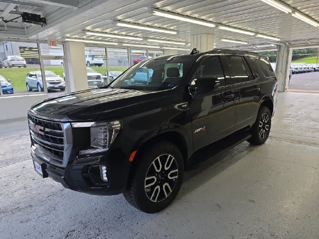 Pre-Owned 2023 GMC Yukon AT4 - photo - 1