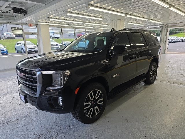 Pre-Owned 2023 GMC Yukon AT4 - photo - 1