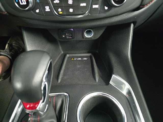 Pre-Owned 2023 Chevrolet Traverse RS - photo - 21