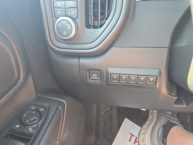 New 2026 GMC Sierra 2500HD Pro - photo - 18