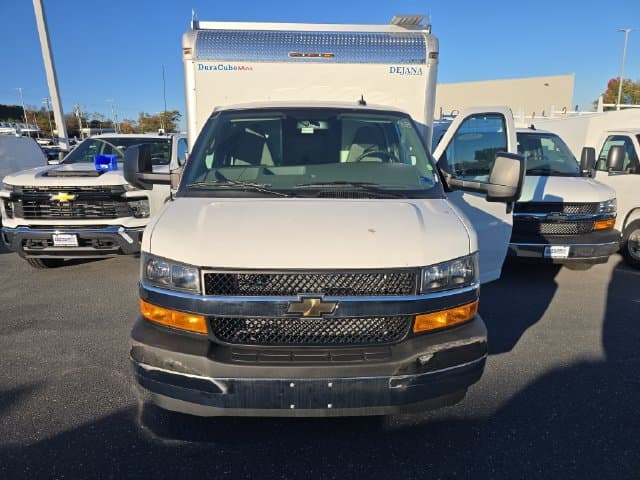 New 2026 Chevrolet Express 3500 Work Van - photo - 8