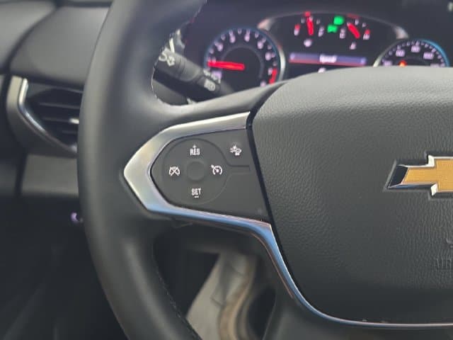 Pre-Owned 2023 Chevrolet Traverse LT - photo - 19