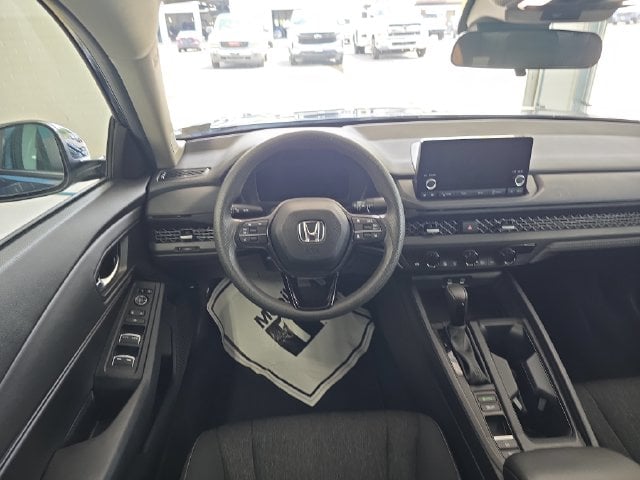 Pre-Owned 2024 Honda Accord EX - photo - 11
