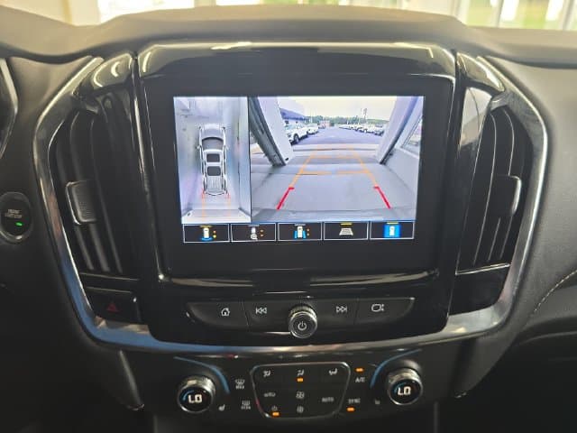 Pre-Owned 2023 Chevrolet Traverse LT Leather - photo - 18