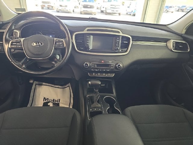 Pre-Owned 2020 Kia Sorento LX - photo - 10