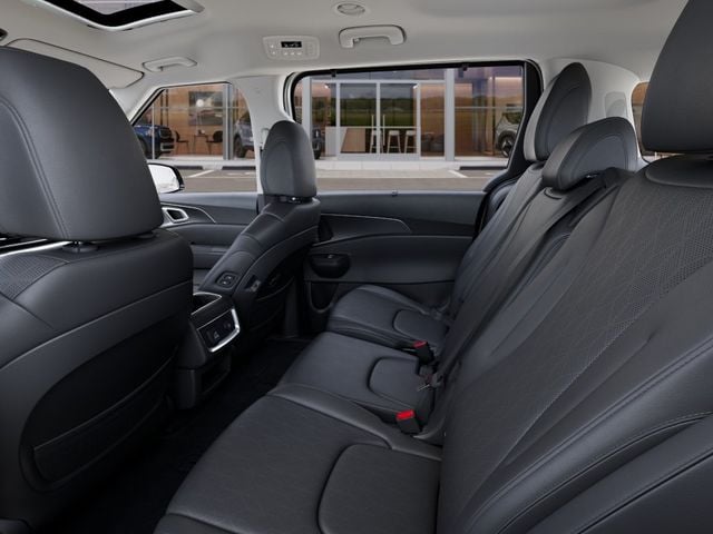 New 2027 Kia Carnival SX - photo - 17