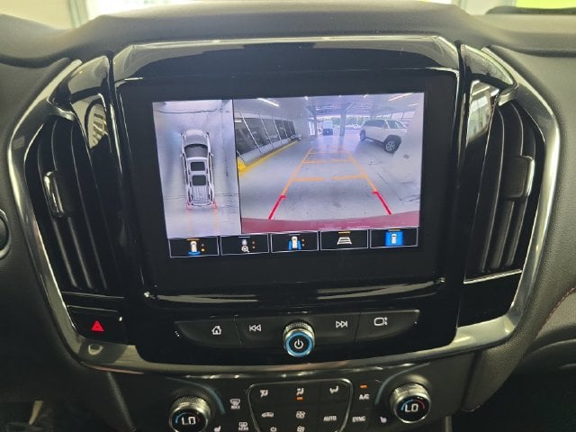 Pre-Owned 2023 Chevrolet Traverse RS - photo - 16