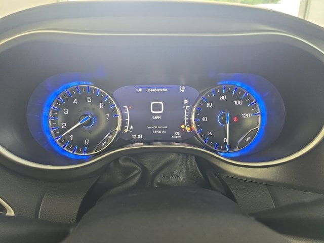 Pre-Owned 2024 Chrysler Pacifica Touring L - photo - 16