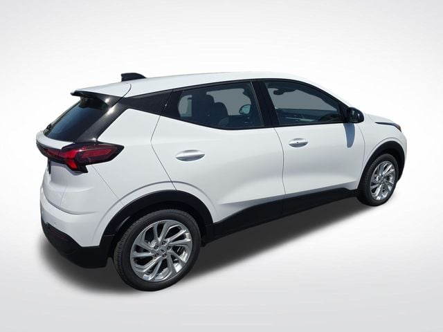 New 2027 Chevrolet Bolt EV LT - photo - 5