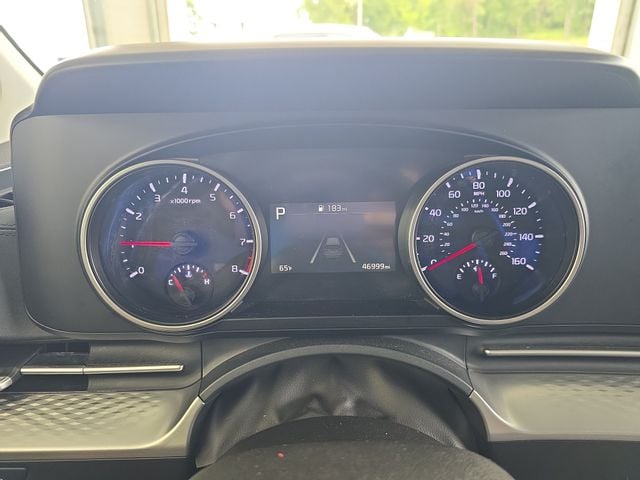 Pre-Owned 2024 Kia Carnival LX - photo - 16