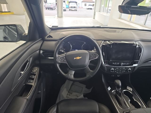 Pre-Owned 2023 Chevrolet Traverse LT Leather - photo - 11