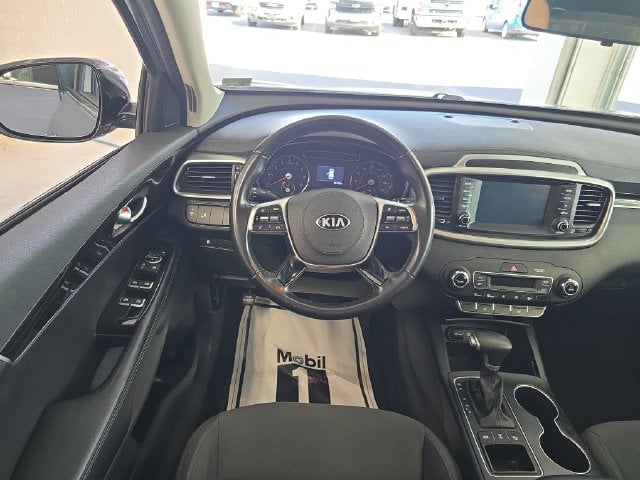 Pre-Owned 2020 Kia Sorento LX - photo - 11