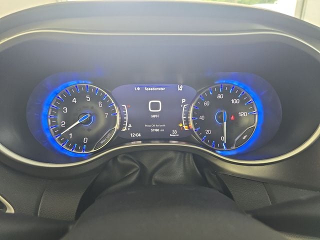Pre-Owned 2024 Chrysler Pacifica Touring L - photo - 16