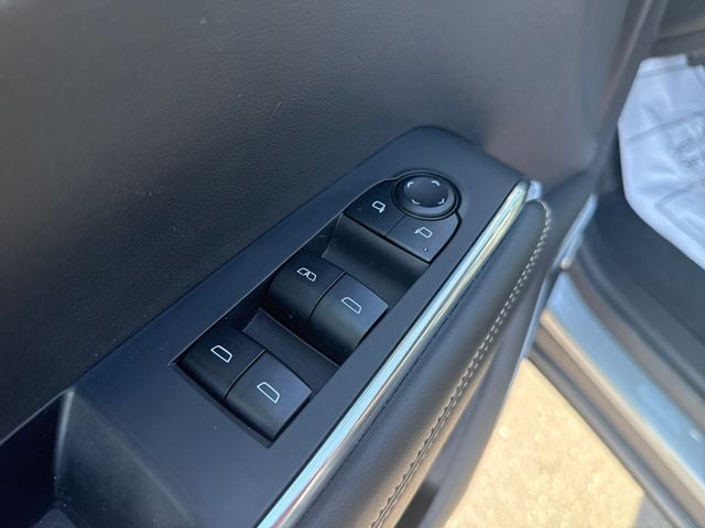 Pre-Owned 2025 GMC Acadia Elevation - photo - 10