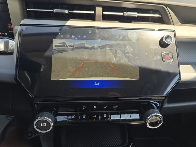 New 2027 Chevrolet Bolt EV LT - photo - 14