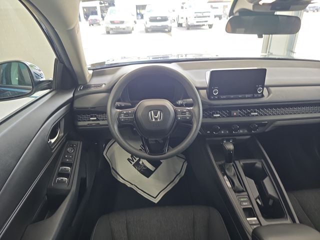Pre-Owned 2024 Honda Accord EX - photo - 11