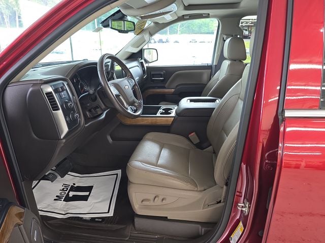 Pre-Owned 2018 Chevrolet Silverado 1500 LTZ - photo - 13