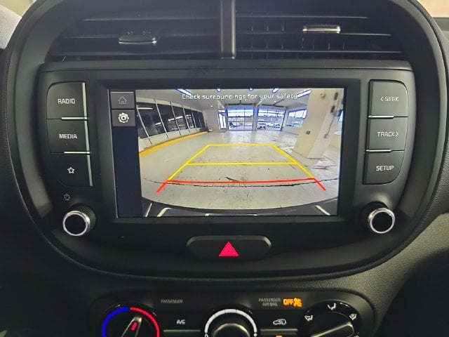 Pre-Owned 2025 Kia Soul LX - photo - 15