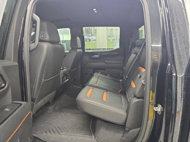 Pre-Owned 2024 GMC Sierra 1500 AT4 - photo - 9