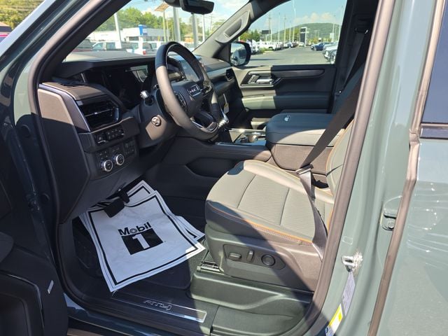 New 2026 GMC Yukon XL AT4 - photo - 14