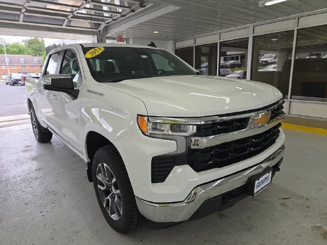 Pre-Owned 2024 Chevrolet Silverado 1500 LT - photo - 6