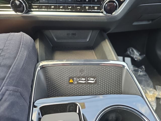 New 2027 Chevrolet Equinox RS - photo - 20