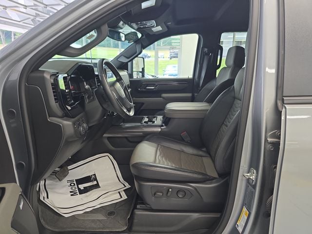 Pre-Owned 2025 Chevrolet Silverado 2500HD ZR2 - photo - 12