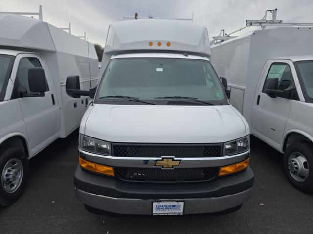 New 2025 Chevrolet Express 3500 Work Van - photo - 7
