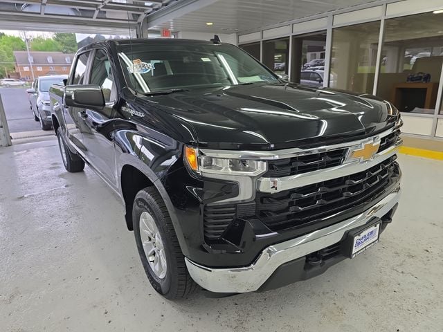 Pre-Owned 2022 Chevrolet Silverado 1500 LT - photo - 6