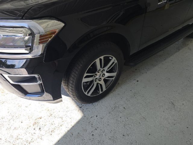 Pre-Owned 2024 Ford Expedition Limited - photo - 8
