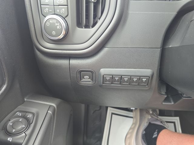 New 2026 GMC Sierra 3500HD Pro - photo - 14