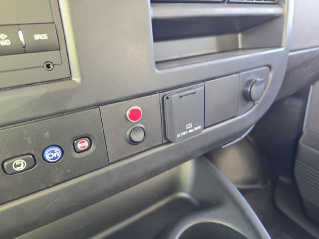 New 2026 Chevrolet Express 3500 Work Van - photo - 20