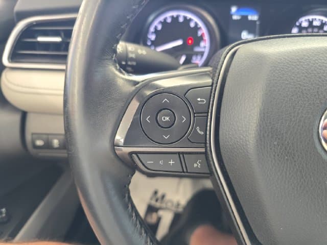 Pre-Owned 2022 Toyota Camry SE - photo - 18