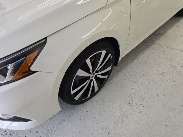 Pre-Owned 2019 Nissan Altima 2.5 SR - photo - 8