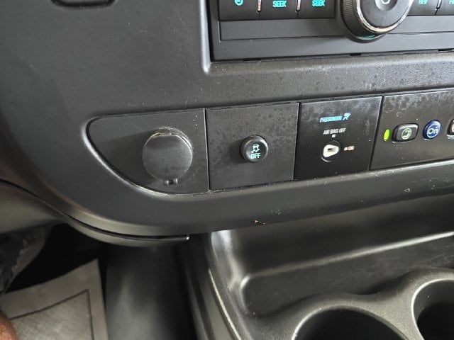 Pre-Owned 2025 GMC Savana 3500 LT - photo - 23
